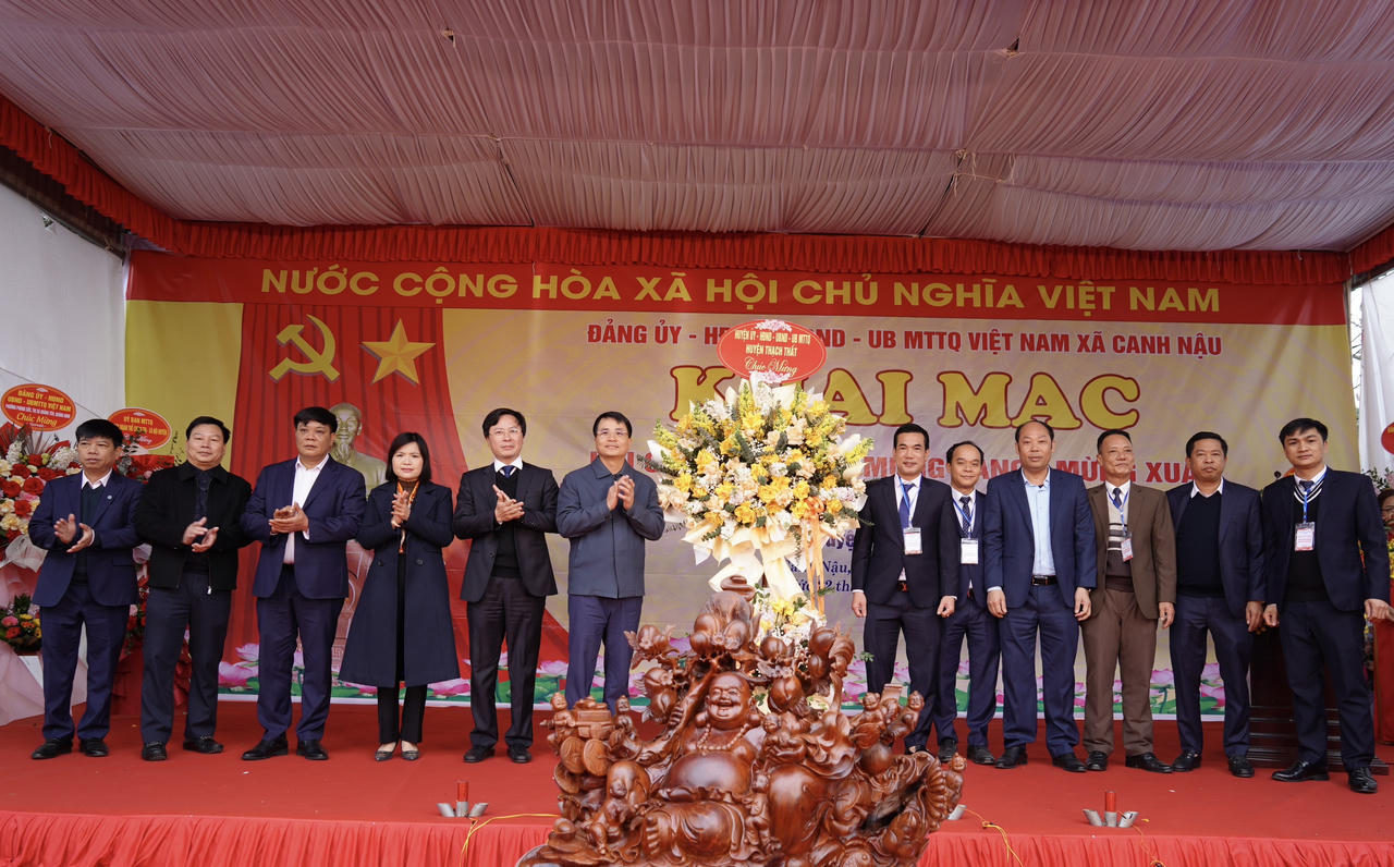 Hội tụ tinh hoa nghề Mộc Canh Nậu