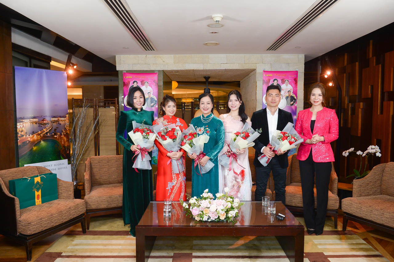  "Phụ nữ Việt Nam - Khỏe đẹp để tỏa sáng"