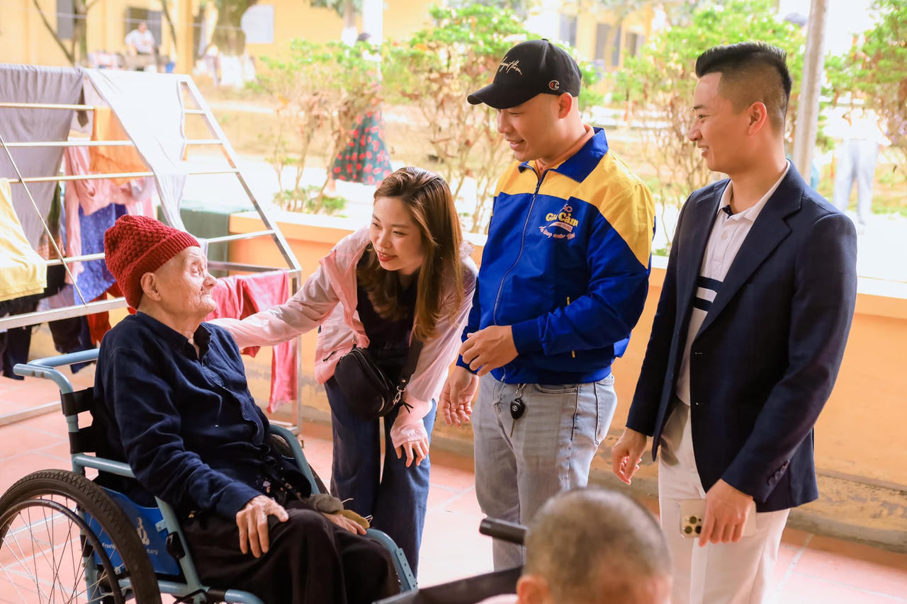 Những hình ảnh ấm áp của hành trình thiện nguyện “Sống yêu thương”