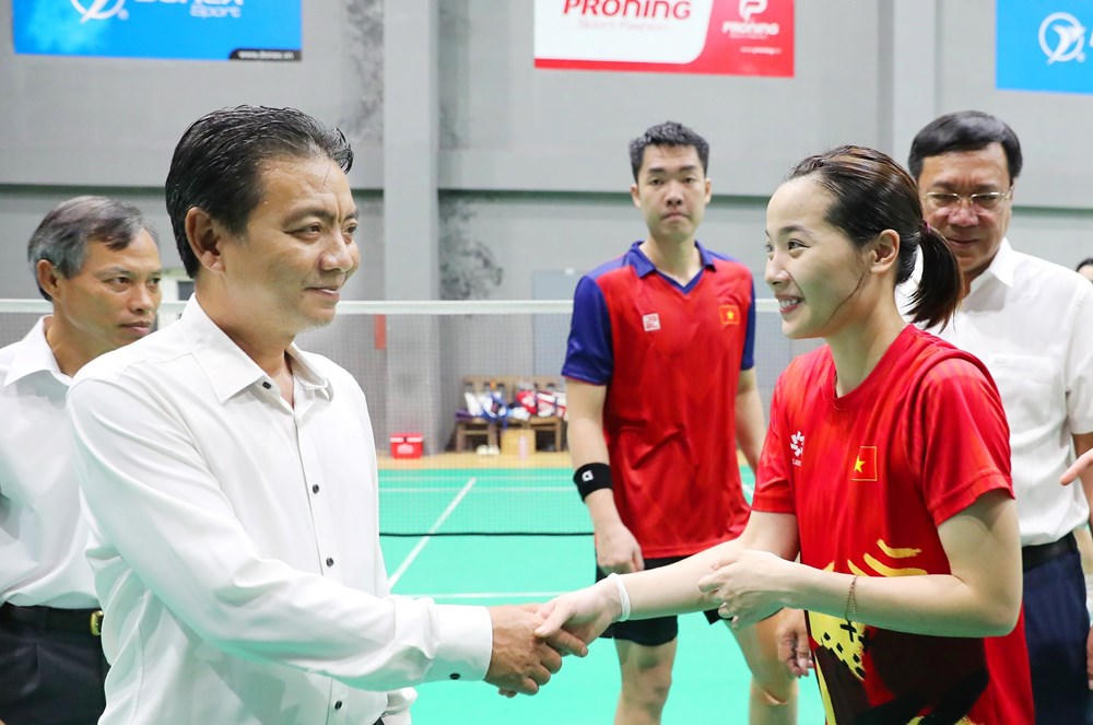 Thứ trưởng Hoàng Đạo Cương thăm và kiểm tra công tác chuẩn bị lực lượng tham dự Olympic Paris của Đội tuyển Cầu lông Việt Nam tại Trường Đại học TDTT Bắc Ninh