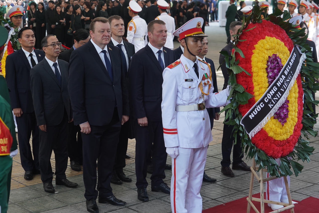 Thành kính tiễn đưa Tổng Bí thư Nguyễn Phú Trọng về nơi an nghỉ