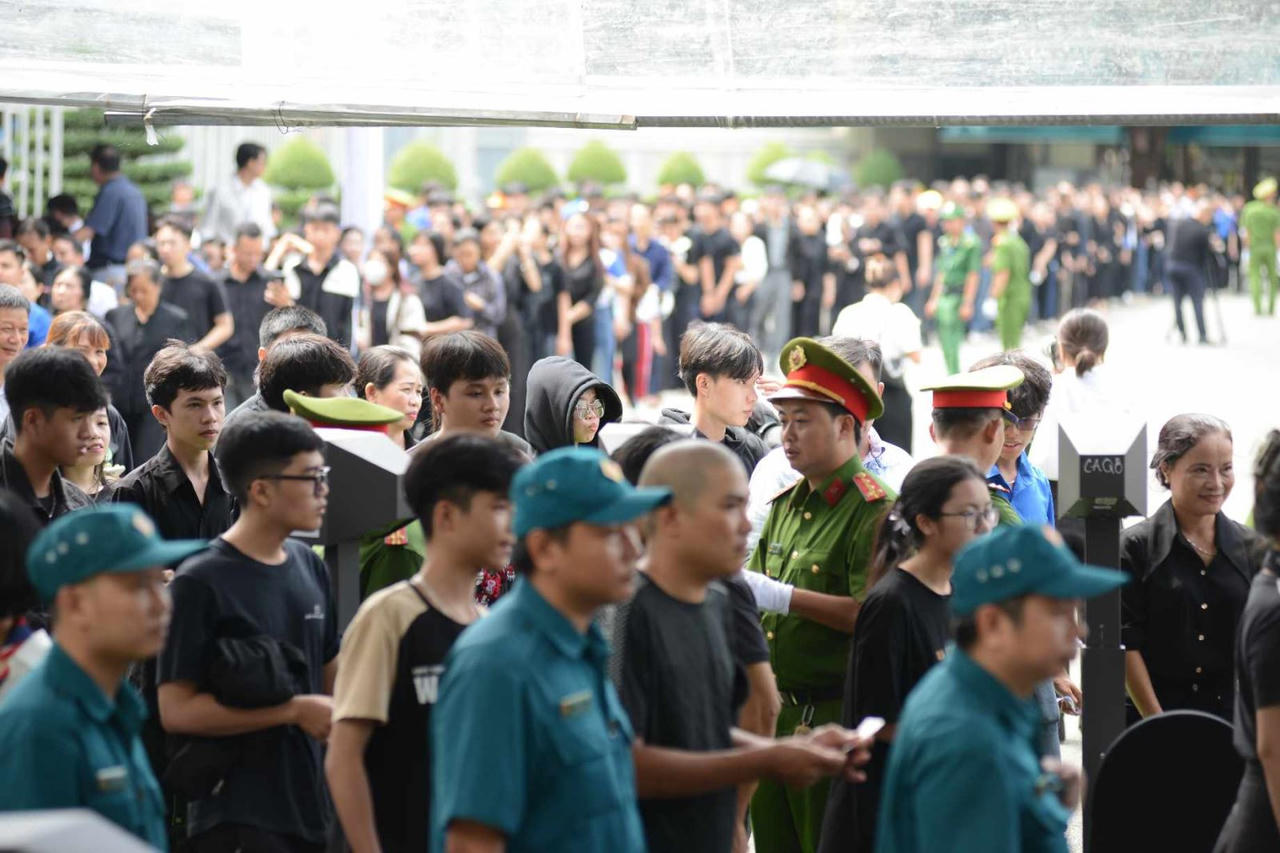 Thành kính tiễn đưa Tổng Bí thư Nguyễn Phú Trọng về nơi an nghỉ