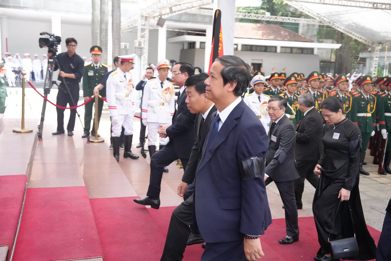 Thành kính tiễn đưa Tổng Bí thư Nguyễn Phú Trọng về nơi an nghỉ