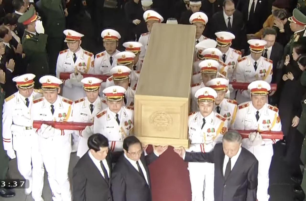 Thành kính tiễn đưa Tổng Bí thư Nguyễn Phú Trọng về nơi an nghỉ