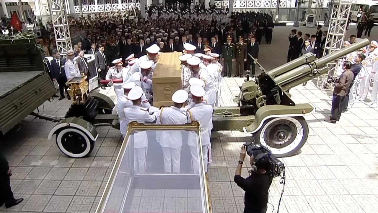 Thành kính tiễn đưa Tổng Bí thư Nguyễn Phú Trọng về nơi an nghỉ