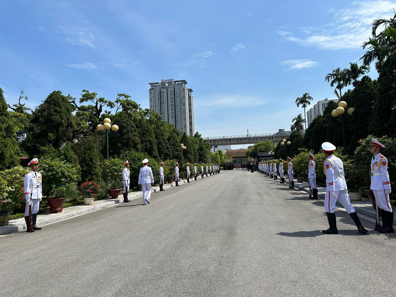 Thành kính tiễn đưa Tổng Bí thư Nguyễn Phú Trọng về nơi an nghỉ