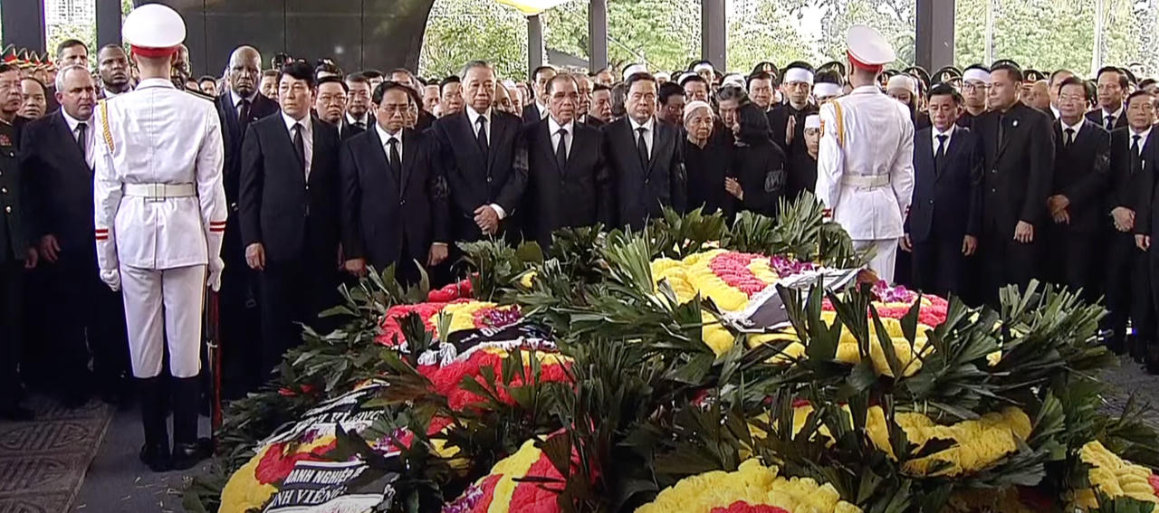 Thành kính tiễn đưa Tổng Bí thư Nguyễn Phú Trọng về nơi an nghỉ