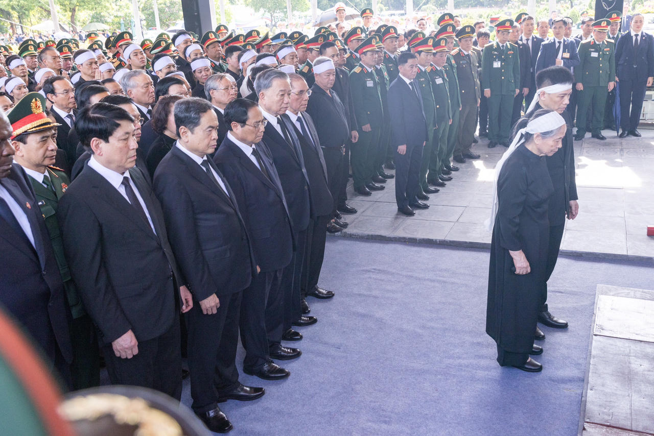 Thành kính tiễn đưa Tổng Bí thư Nguyễn Phú Trọng về nơi an nghỉ