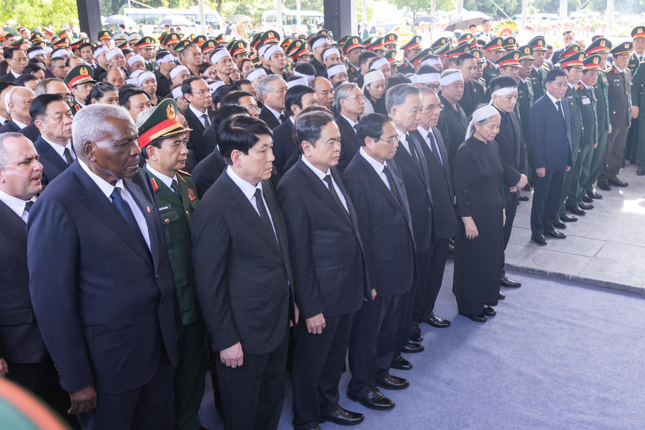 Thành kính tiễn đưa Tổng Bí thư Nguyễn Phú Trọng về nơi an nghỉ