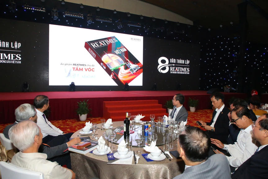Reatimes gặp mặt kỷ niệm 8 năm thành lập và ra mắt Hội đồng chuyên gia