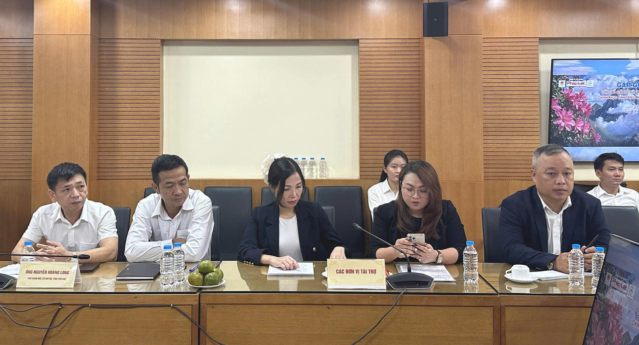 Công bố Giải leo núi "Bước chân trên mây" lần thứ II - Chinh phục đỉnh Tà Xùa