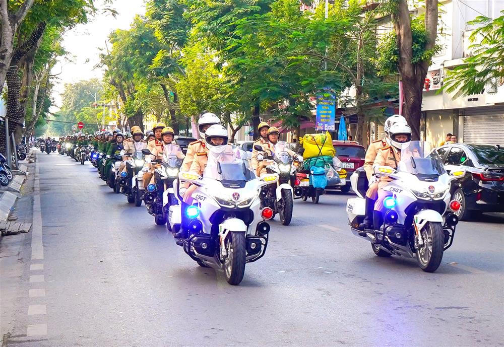 Công an các tỉnh đồng loạt ra quân trấn áp tội phạm 