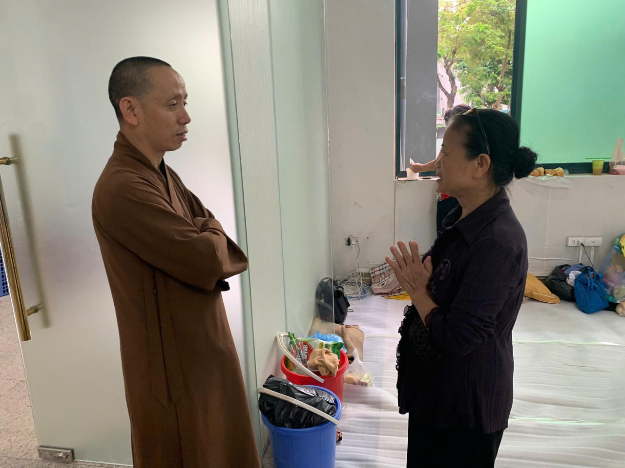 Ấm lòng ngày lũ