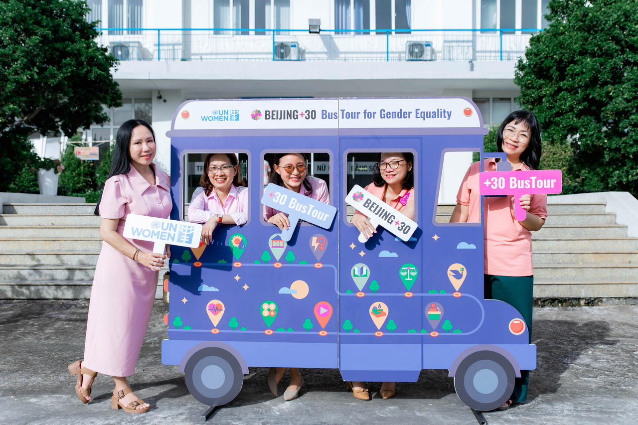 "Beijing+30 Bus Tour" - Tiếp nối hành trình chung tay thúc đẩy bình đẳng giới