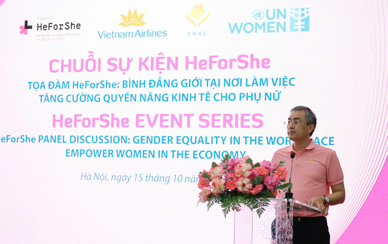 Vietnam Airlines tiếp tục chuỗi sự kiện HeForShe, ký kết hợp tác với Un Women thúc đẩy sự tiến bộ của phụ nữ