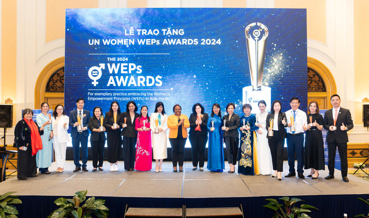 Giải nhất Un women weps awards năm 2024: Nỗ lực không ngừng nghỉ của Vietnam Airlines vì một xã hội bình đẳng và phát triển bền vững