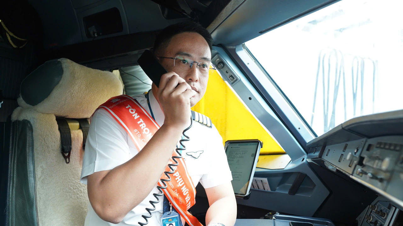 Vietnam Airlines sải cánh "Tô cam bầu trời" hành trình Hà Nội – Băng Cốc