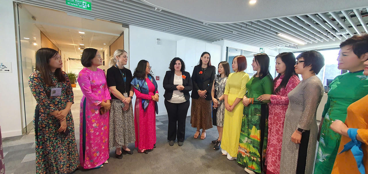 Đoàn công tác "Tô Cam bầu trời" thăm trụ sở UN Women khu vực Châu Á – Thái Bình Dương