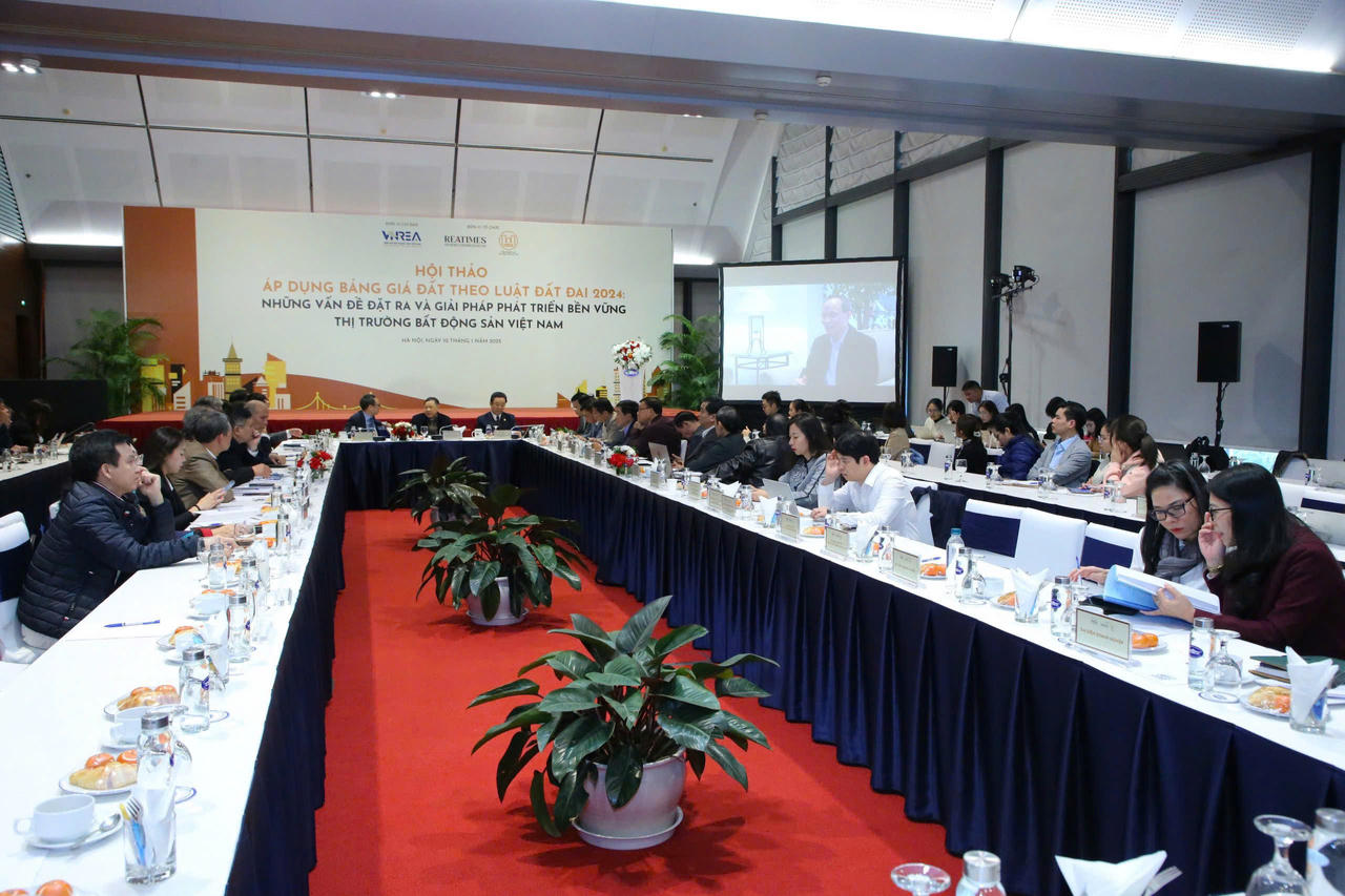 Tìm giải pháp phát triển bền vững thị trường bất động sản Việt Nam sau bảng giá đất mới của các địa phương