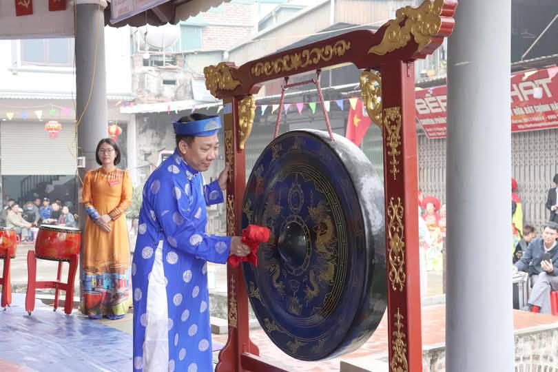 Đắm mình trong không gian văn hóa xứ Đoài với hội làng của người Lam Sơn