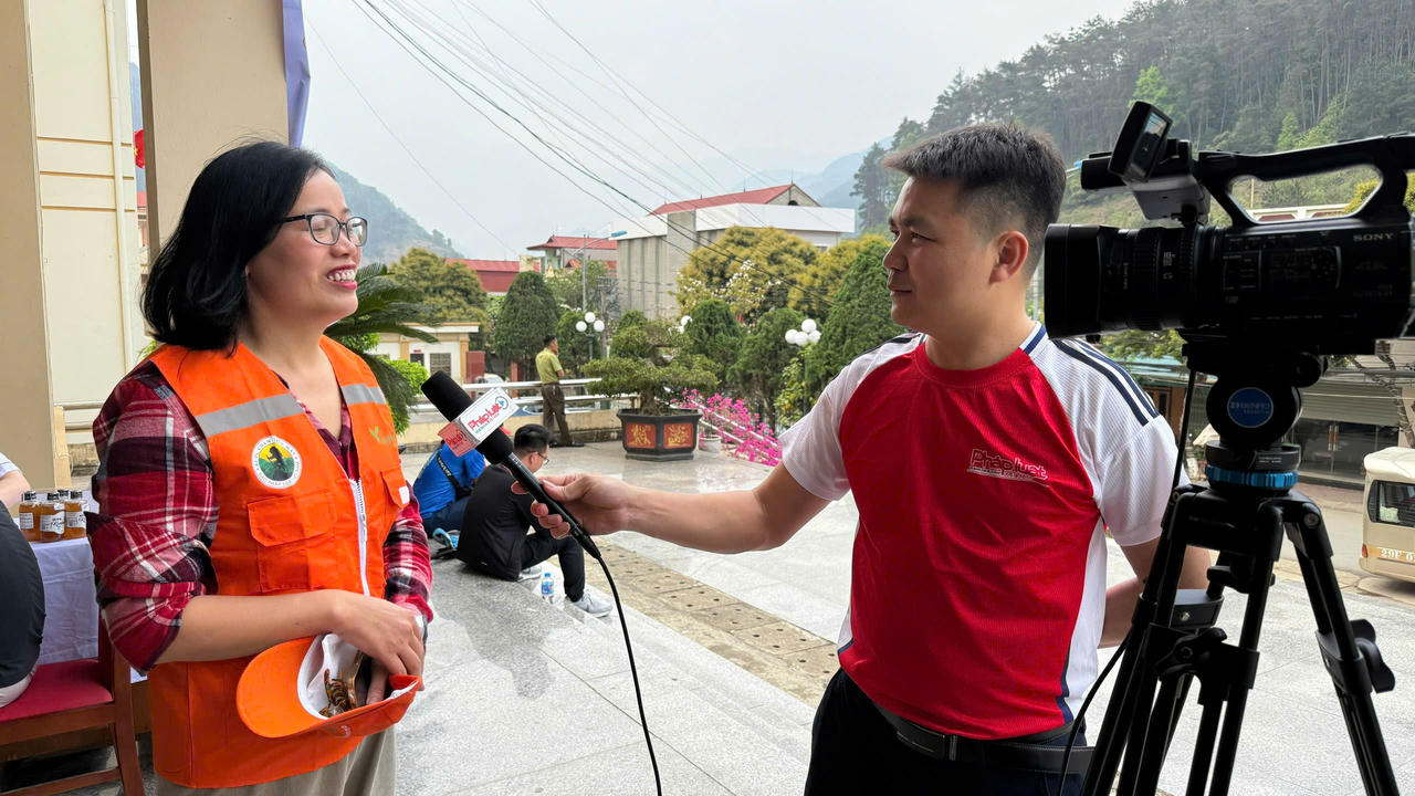 100 nhà báo đã tới Trạm Tấu chuẩn bị cho hành trình chinh phục đỉnh Tà Xùa