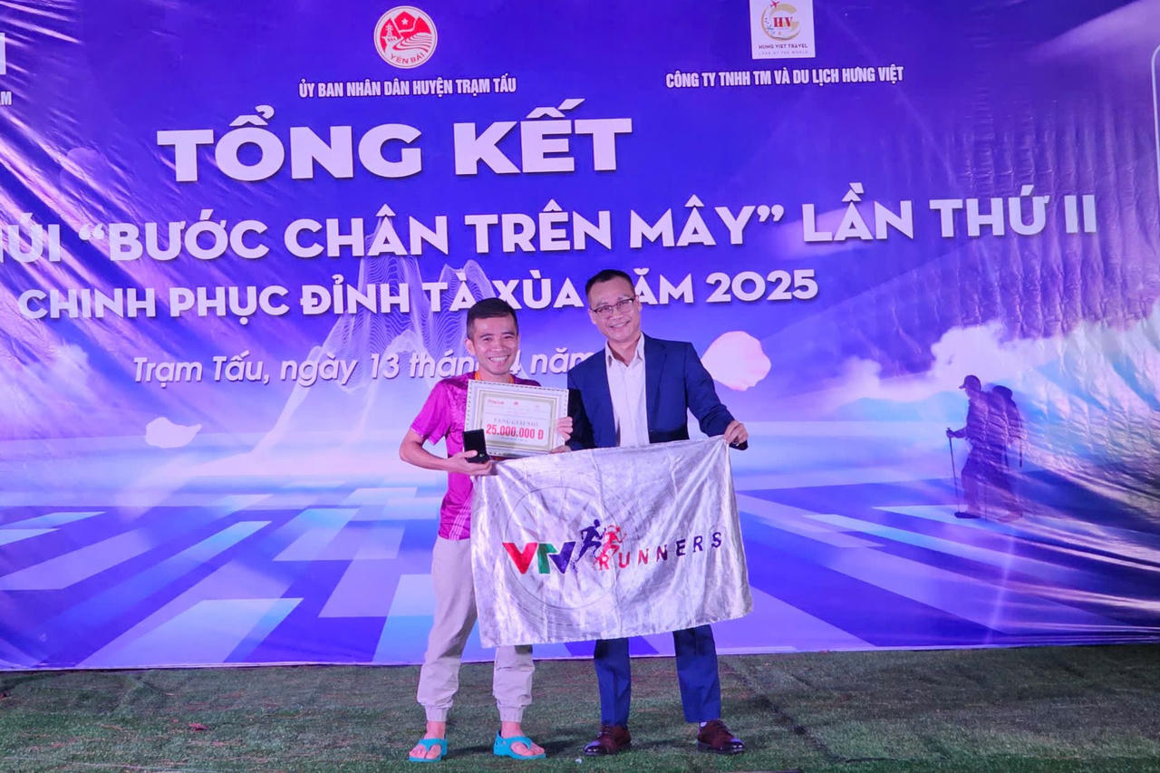 'Bước chân trên mây' Lần thứ II - Chinh phục đỉnh Tà Xùa đã thành công rực rỡ