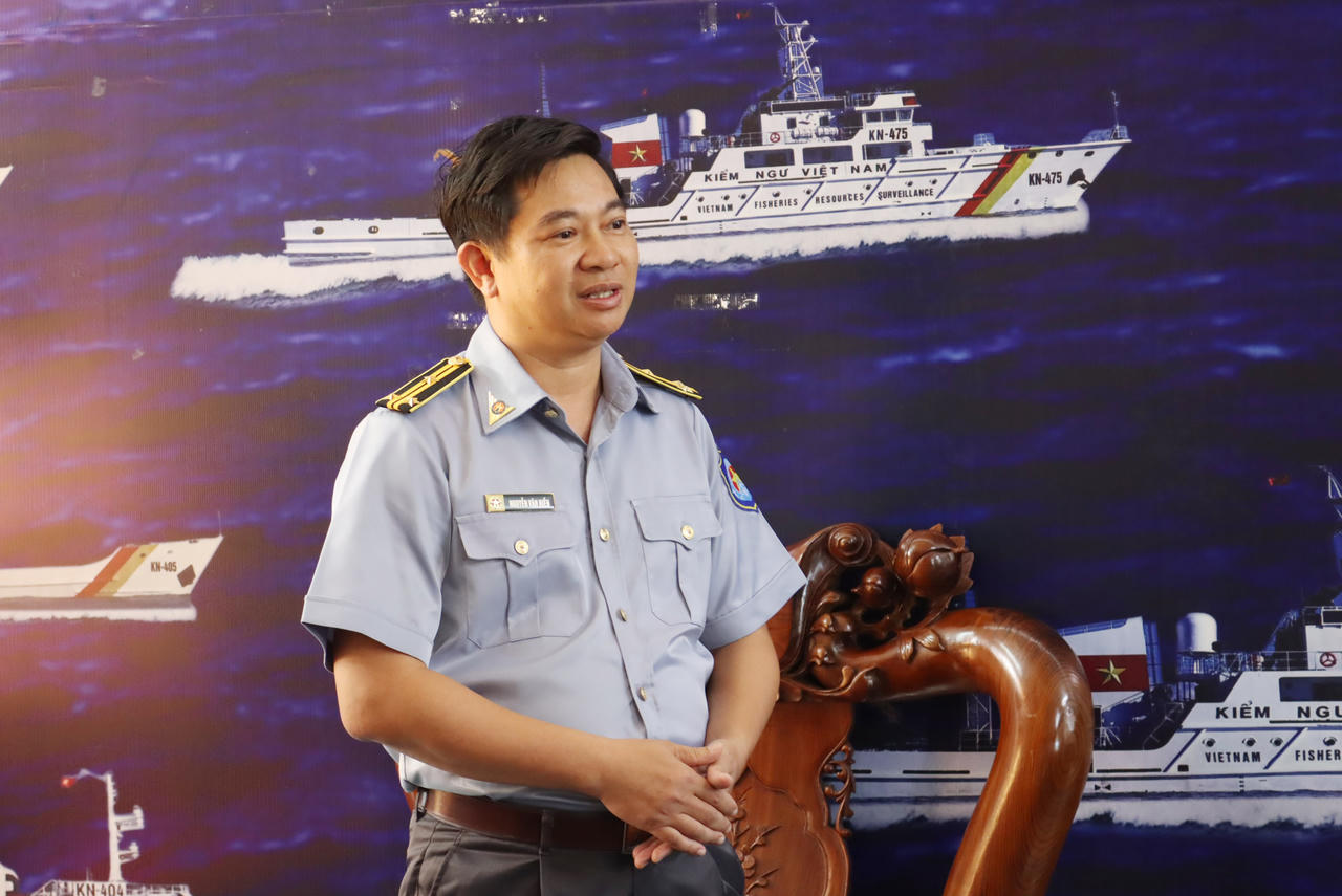 Đoàn công tác của Bộ Tư pháp tới thăm Bộ Tư lệnh vùng 4 Hải quân và Chi Đội kiểm ngư số 4