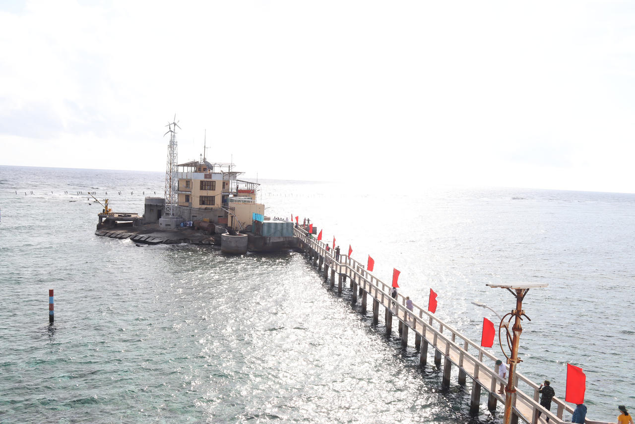 Đoàn công tác Bộ Tư pháp hoàn thành tốt đẹp chuyến thăm Trường Sa