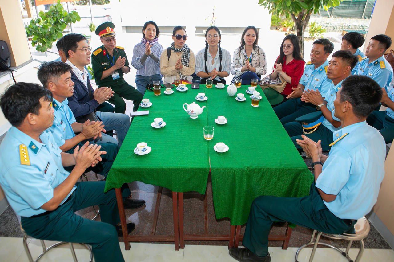 Bộ đội Ra-đa ở Trường Sa – Những người lính canh trời giữa biển cả