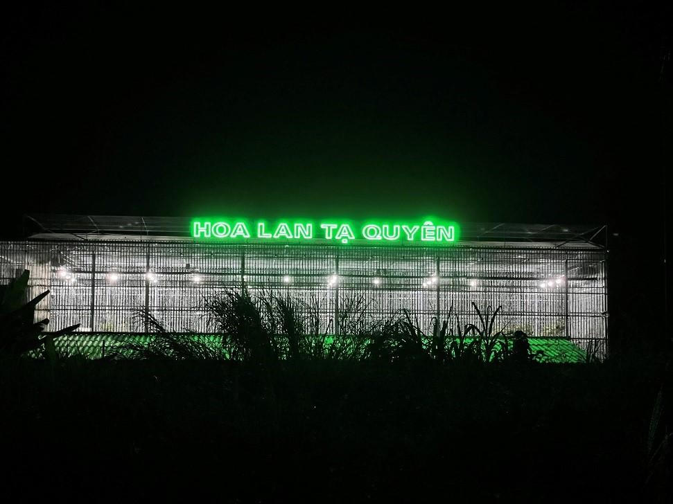 Câu chuyện khởi nghiệp từ gian khó đến thành công của cô chủ xinh đẹp vườn lan Tạ Quyên