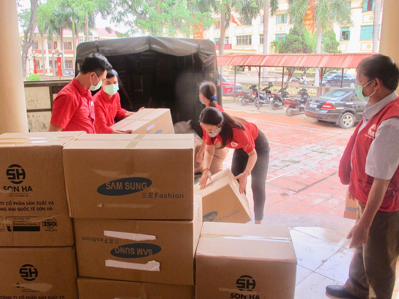 Hội Chữ thập đỏ tỉnh Bắc Giang hỗ trợ tích cực trong công tác phòng, chống dịch Covid 19