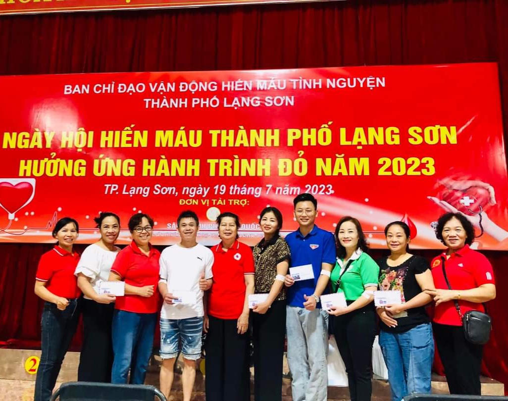Gần 500 tình nguyện viên ở TP Lạng Sơn hiến máu hưởng ứng Hành trình đỏ 2023