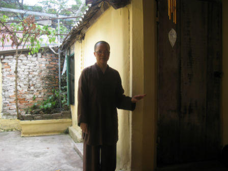 Ngang nhiên lấn chiếm khuôn viên di tích làm nhà ở