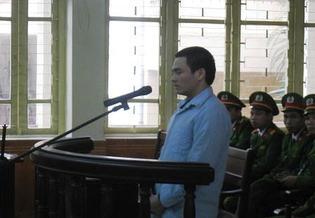  Tiếp tục hoãn phiên tòa xử sát thủ  Lý Nguyễn Chung