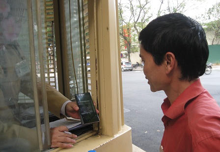 Cận cảnh CSGT Hà Nội xử lý vi phạm qua Camera