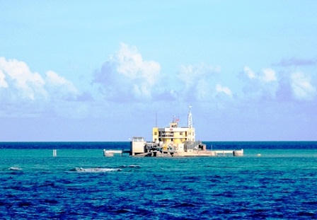 Cận cảnh Trung Quốc dựng "thành phố nổi" trên bãi Gạc Ma