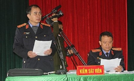 Tàng "Keangnam“ xin ngồi trước vành móng ngựa