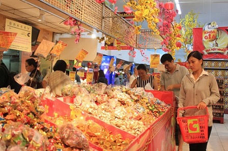 Giá rau xanh tại các chợ dân sinh tăng cao vào đầu năm mới