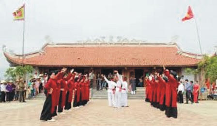 Kỳ diệu ngôi miếu ra đời điệu hát niên đại 2.000 năm