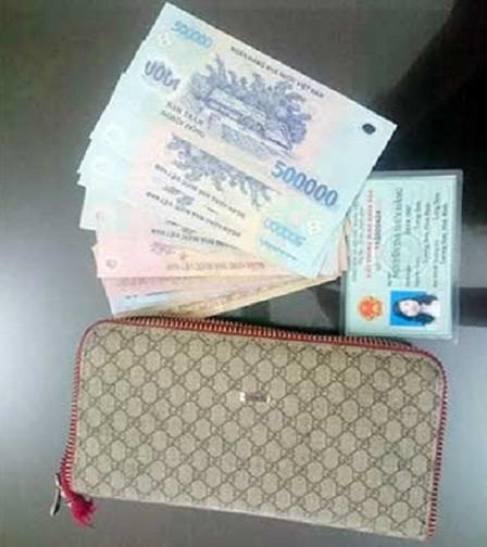 Khởi tố vụ án “móc túi” tại Bệnh viện Bạch Mai