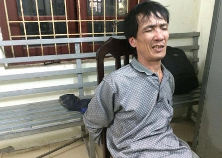 Không gặp được người quen, lang thang bến xe giở trò móc túi