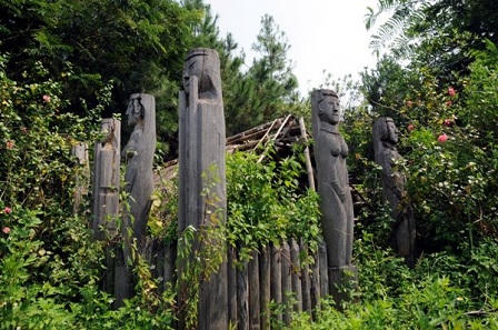 Làng Văn hóa - Du lịch các DTVN: 3.200 tỷ đồng xây dựng để… mối ăn?