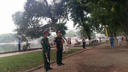 Ảnh đẹp về cử tri Hà Nội trong ngày hội non sông