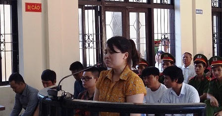 Minh Sâm "vui vẻ" lĩnh án