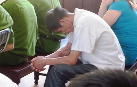 Minh Sâm "vui vẻ" lĩnh án