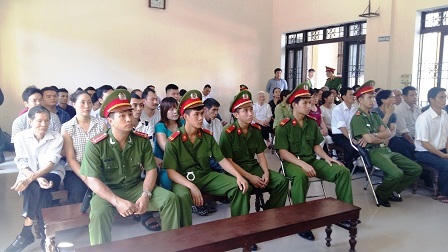 Minh Sâm "vui vẻ" lĩnh án