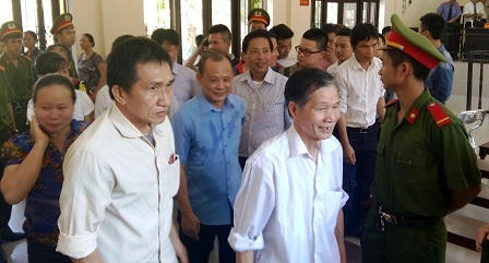 Minh Sâm "vui vẻ" lĩnh án