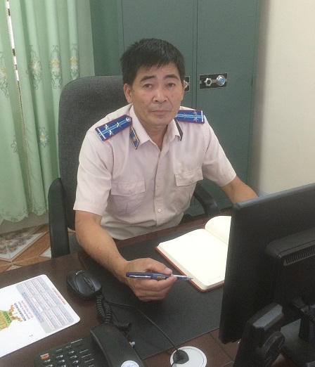 Bi hài chuyện bắt gà thi hành án 