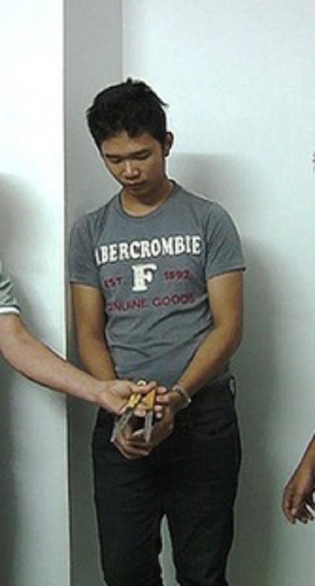 Bắt gã côn đồ  chuyên cướp của các cặp tình nhân