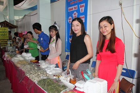 Tưng bừng Ngày hội Du lịch chợ nổi Cái Răng